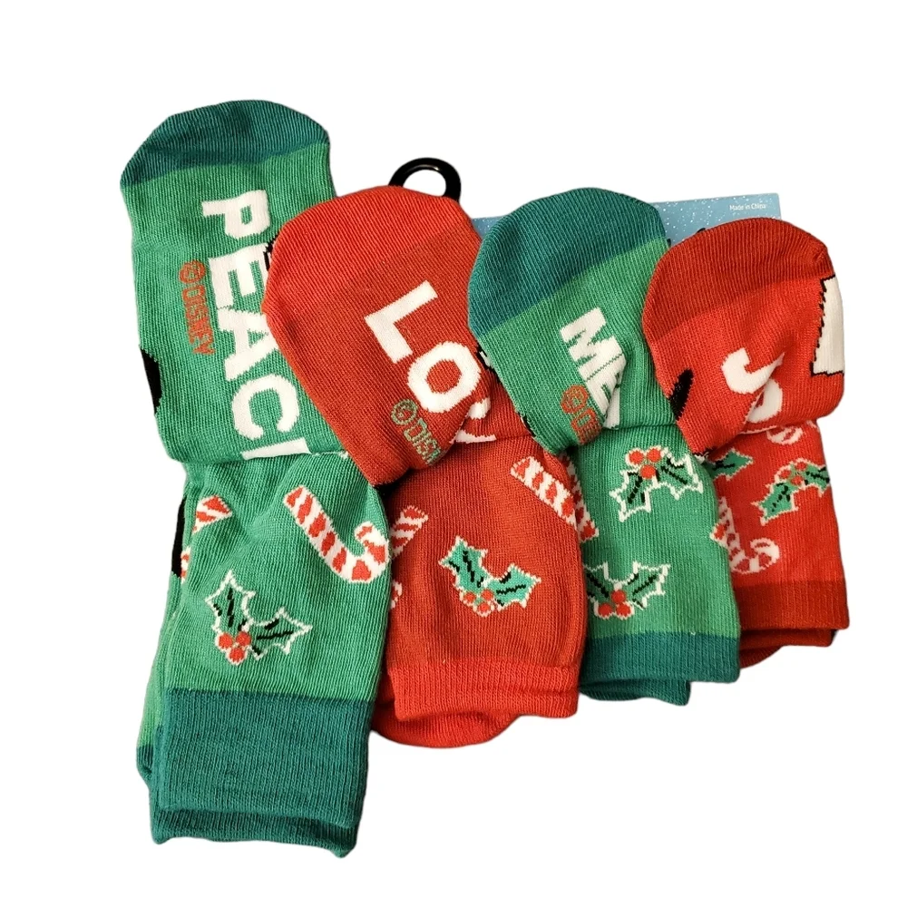 Disney‎ Family Fun Mickey & Friends Christmas Crew Socks 4 Pairs New